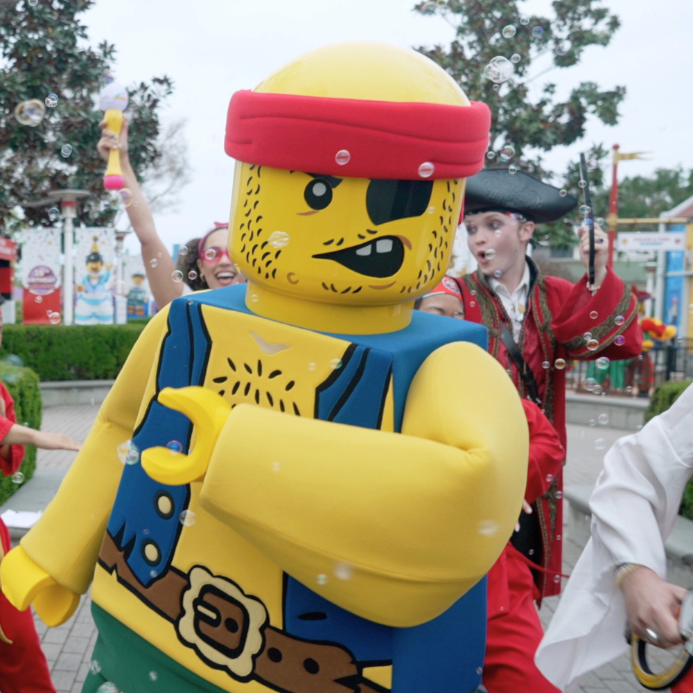 LEGO Parade Scallywag Pirate