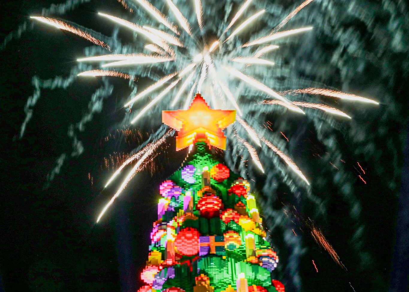 Holiday Fireworks at LEGOLAND California