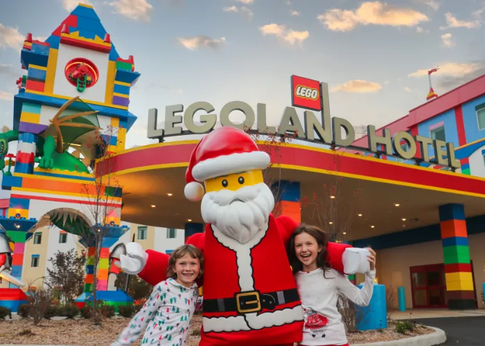 Kids at LEGOLAND New York with LEGO Santa