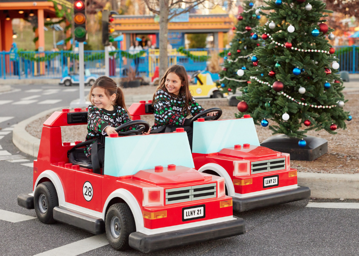 Elf Driving School at Holiday Bricktacular LEGOLAND New York